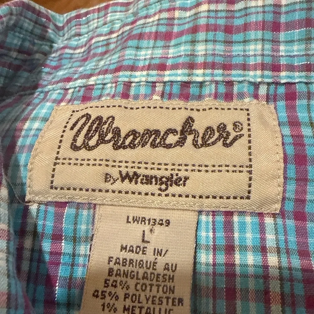 Wrangler Turquoise and Purple Plaid Pearl Snap Shirt, ladies Large‎ 2 for $30
